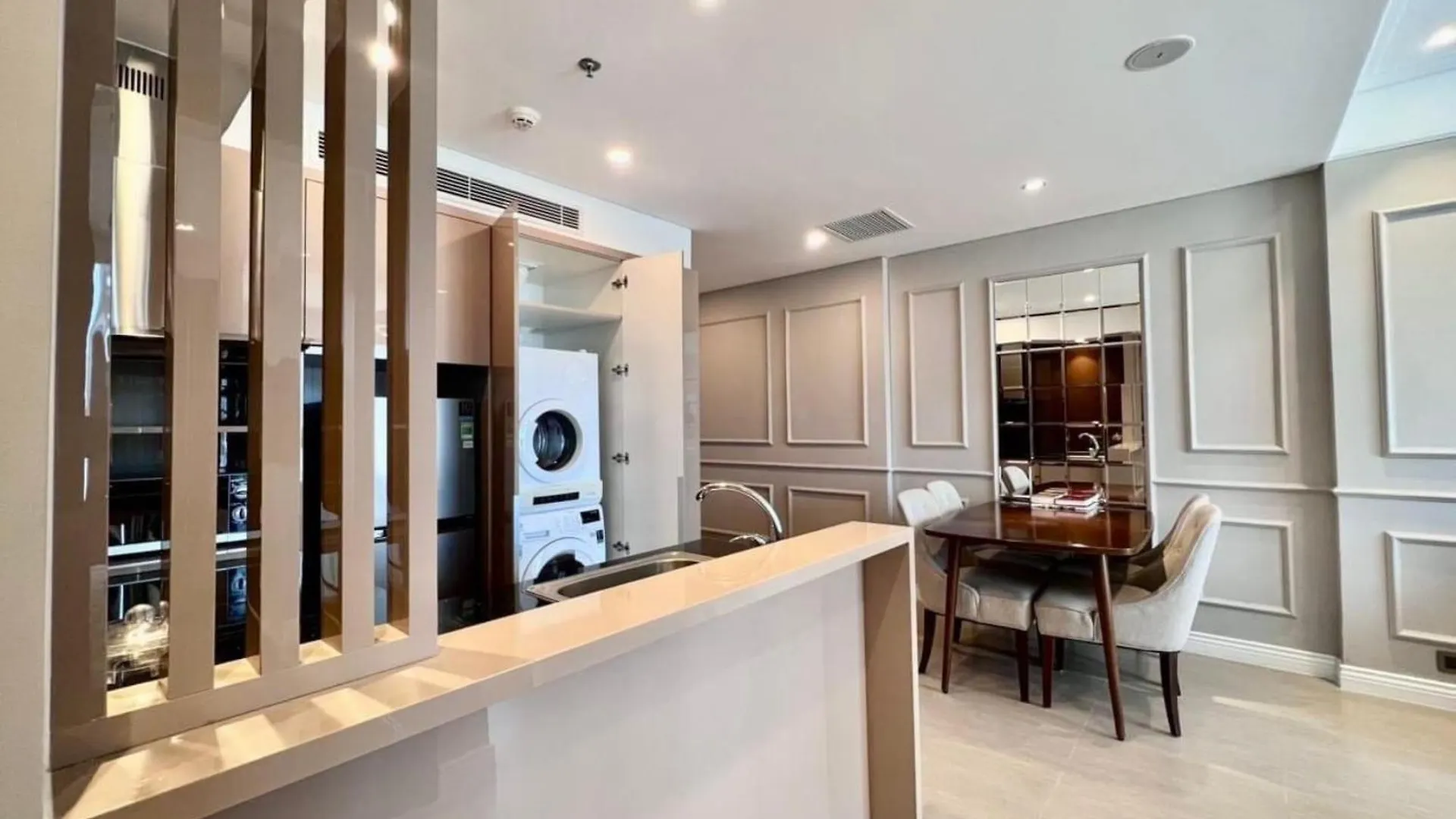 Da Nang Ocean View Luxury Apartment  Da Nang