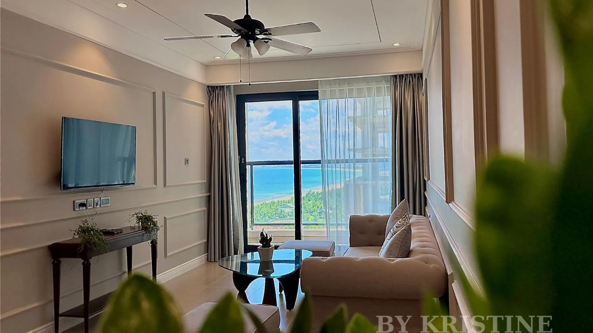 Da Nang Ocean View Luxury Apartment