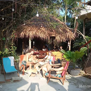 The Seaside And Bar , Hoi An Vietnam