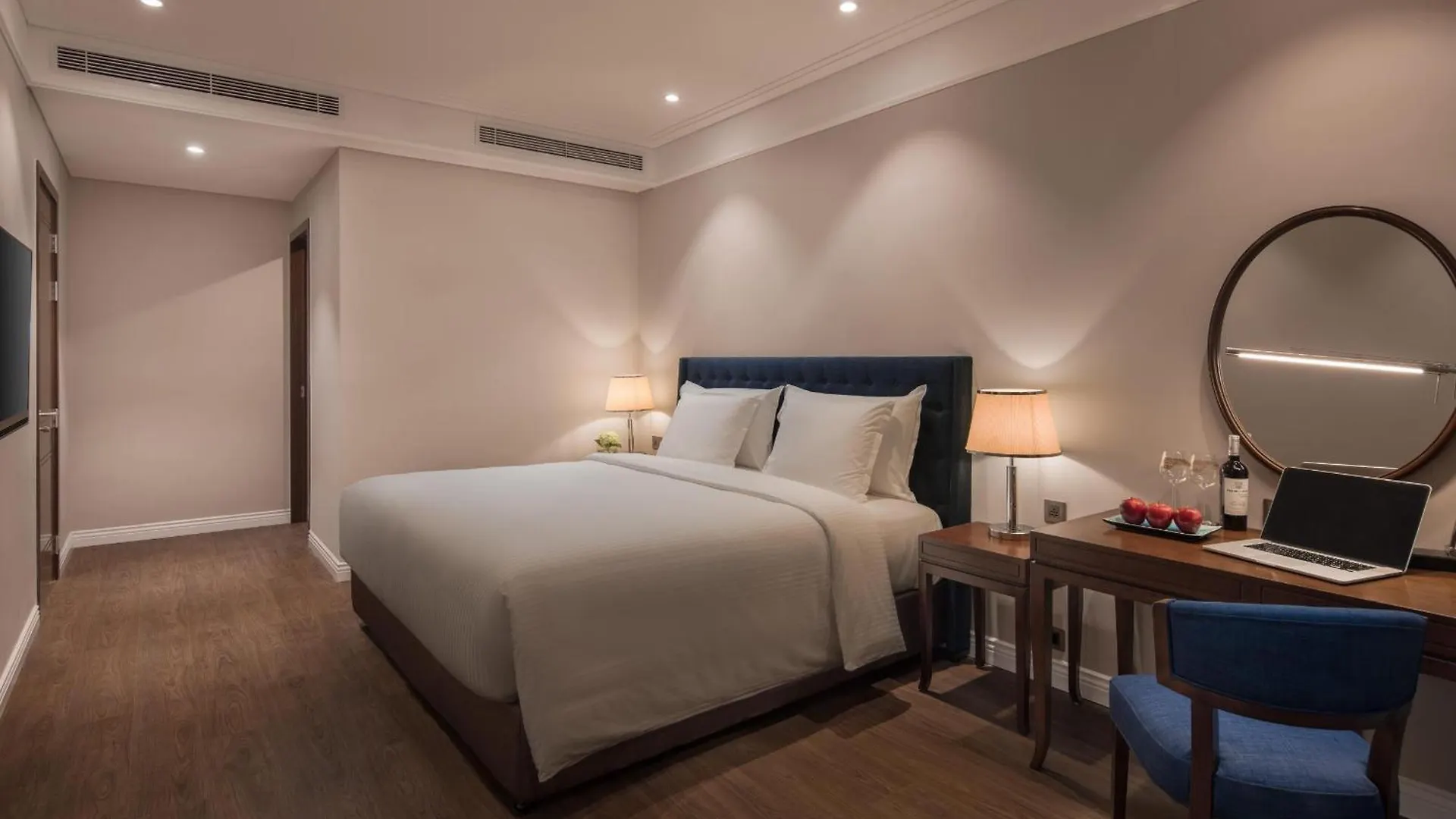 Da Nang Ocean View Luxury Apartment Vietnam