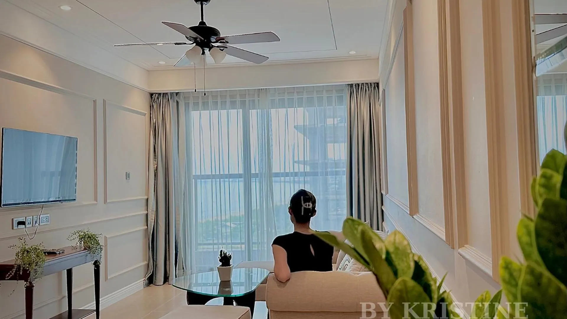 Da Nang Ocean View Luxury Apartment Vietnam